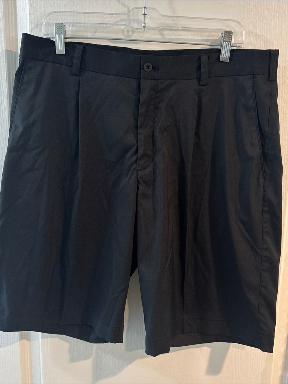 Nike Golf Men's Black Flat-Front Performance Shorts